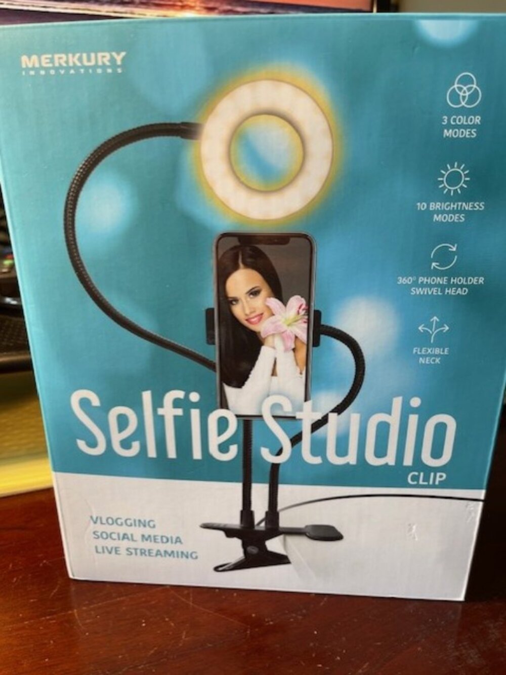Merkury Selfie Studio